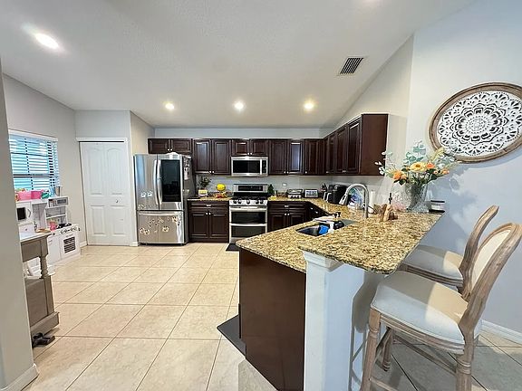 5th image of 210 San Casciano Ln