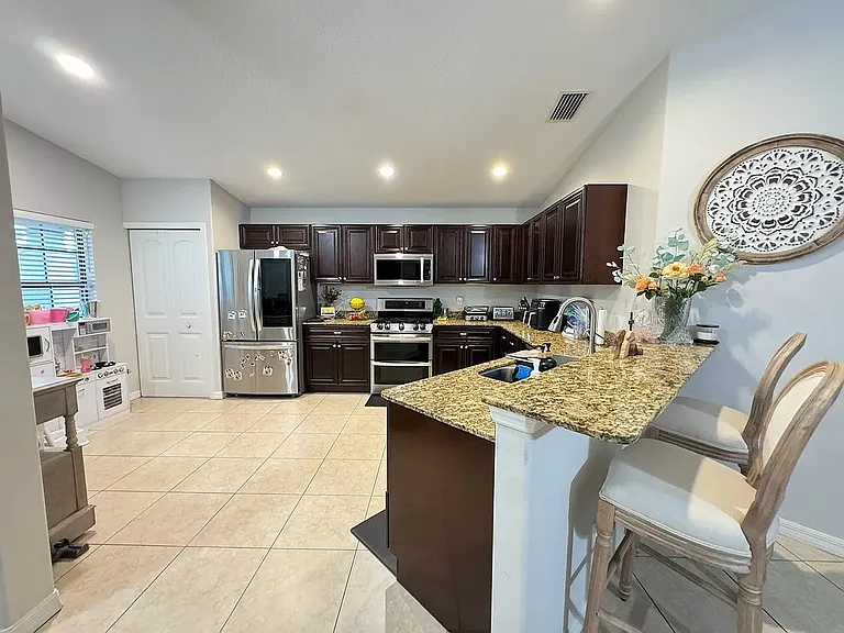 210 San Casciano Ln — Photo 5