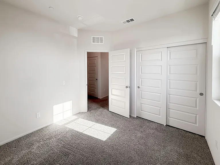 28076 Melrose Dr — Photo 52