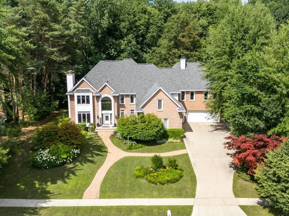 5004 Warblers Way, Midland, MI 48640