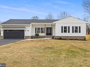 106 Palmer Rd, Pennington, NJ 08534