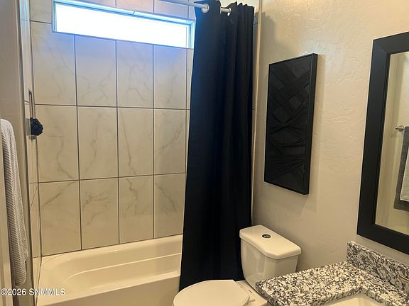 3rd image of 157 Ruth Trail St