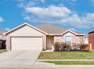 12808 Kingsgate Dr, Rhome, TX 76078