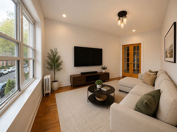 3rd image of 196 29th St #2F