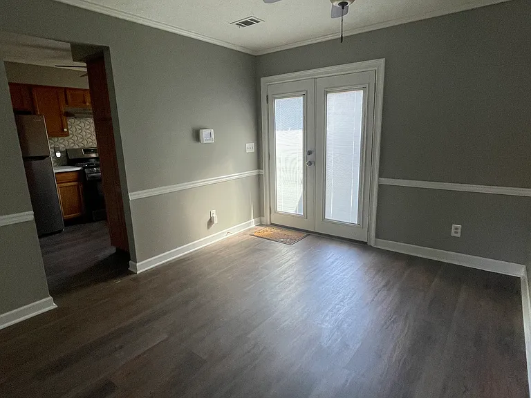 6146 Winfield Ct — Photo 9