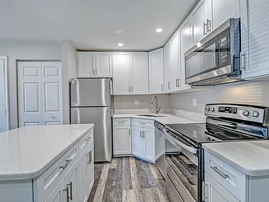 1BDRM | 1BTH - 650SQFT - The Danube