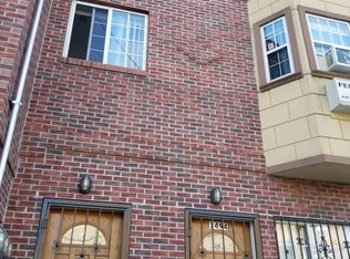 1494 Hicks St, Bronx, NY 10469