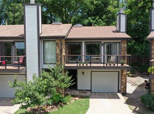 1517 Riverside Dr, Tulsa, OK 74119