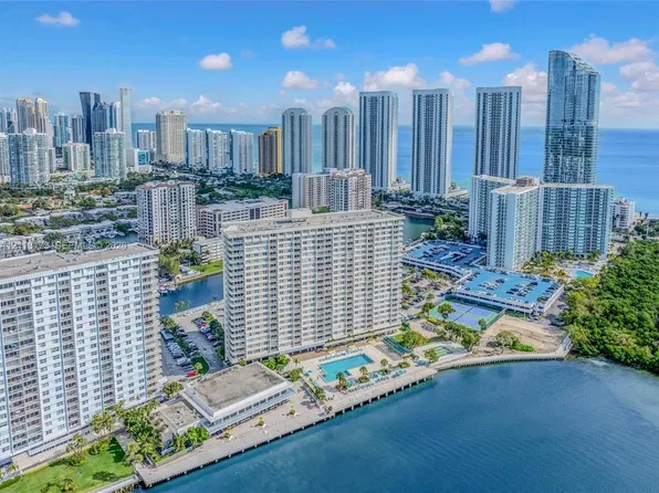 300 Bayview Dr APT 1614, Sunny Isles Beach, FL 33160