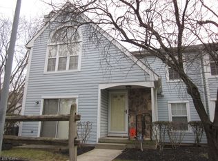 36 Oswestry Way, Somerset, NJ 08873