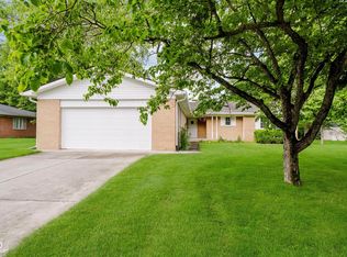 8022 Hoover Ln, Indianapolis, IN 46260