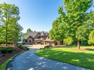 104 Crooked Stick Ct, Sunset, SC 29685