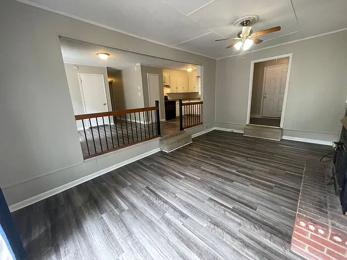 1306 Northwoods Dr — Photo 7