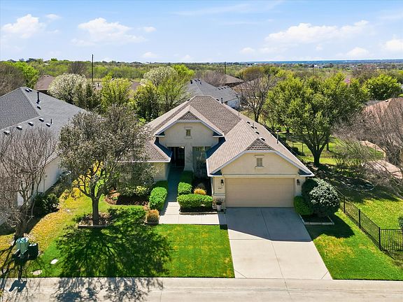 2nd image of 10917 Southerland Dr