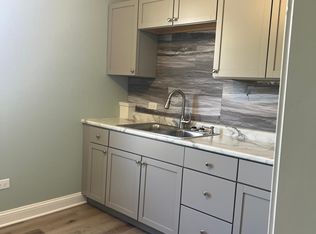 114 E 25th St #2F, Chicago Heights, IL 60411