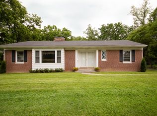 2105 Forest Dr, Jefferson City, MO 65109