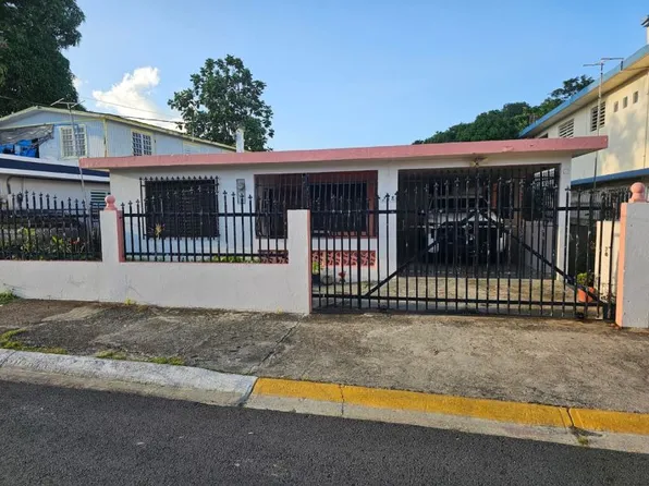 Calle Robles 268 #Bo, Toa Baja, PR 00949