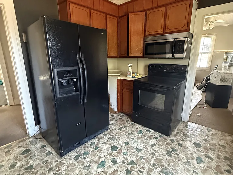 1011 Roundabout Rd — Photo 18