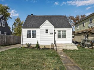 1825 Huth Rd, Grand Island, NY 14072