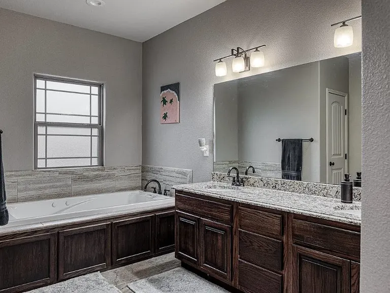 507 Canyon Creek Dr — Photo 24