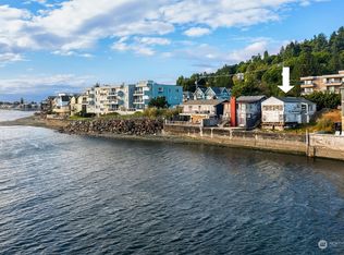 4209 Beach Dr SW, Seattle, WA 98116