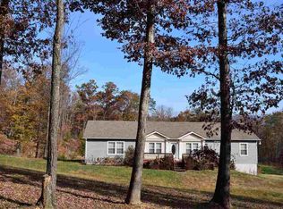 1200 Shipwreck Rd, Shenandoah, VA 22849