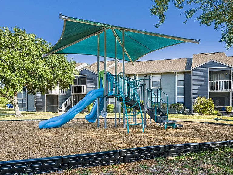 Lake Pointe — Photo 36