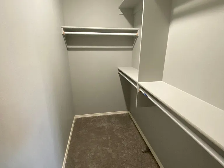 Walk in closet