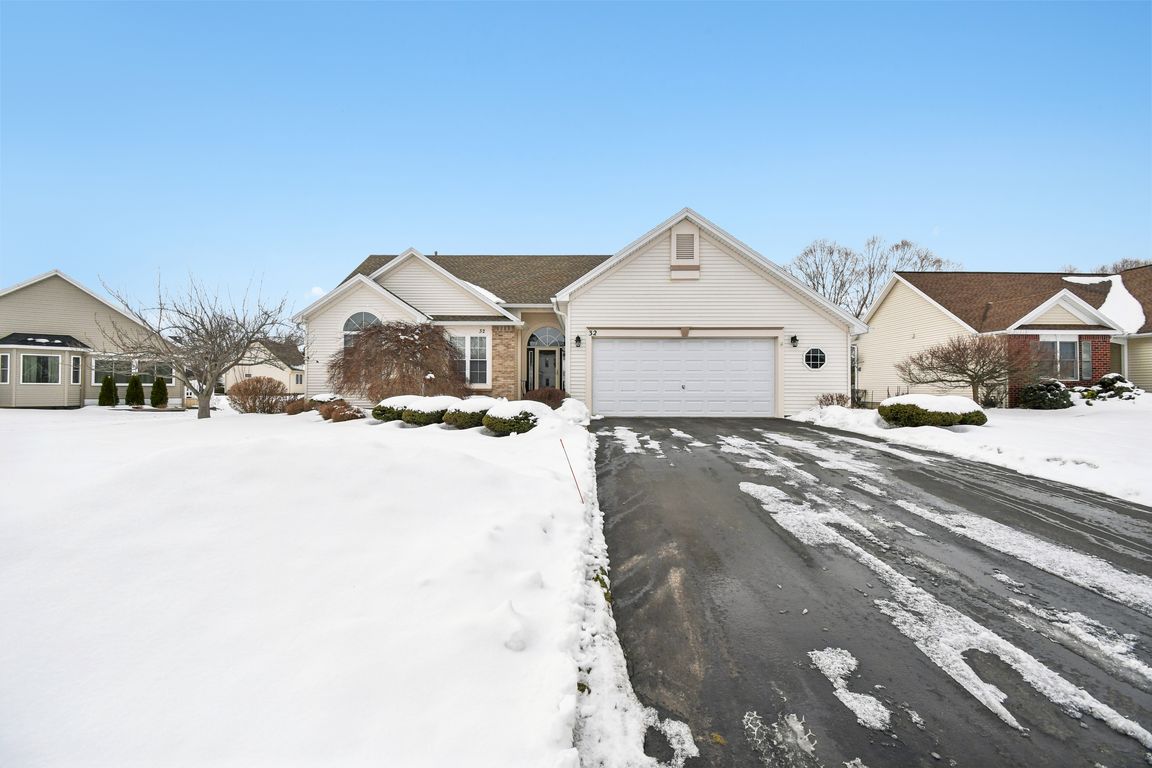 Sotheby Dr-S2702-001.jpg