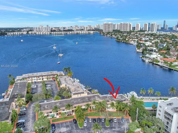 2807 NE 164th St #2, North Miami Beach, FL 33160