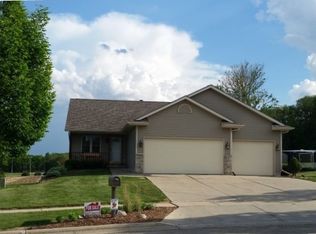 520 Goehl Rd, Waterloo, WI 53594