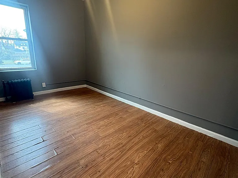 717 Arlington Ave #2B — Photo 4
