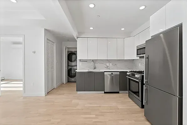 Rented by Living New York | media 4