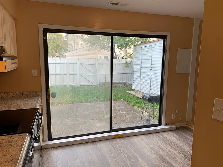 3717 Chimney Creek Dr — Photo 13