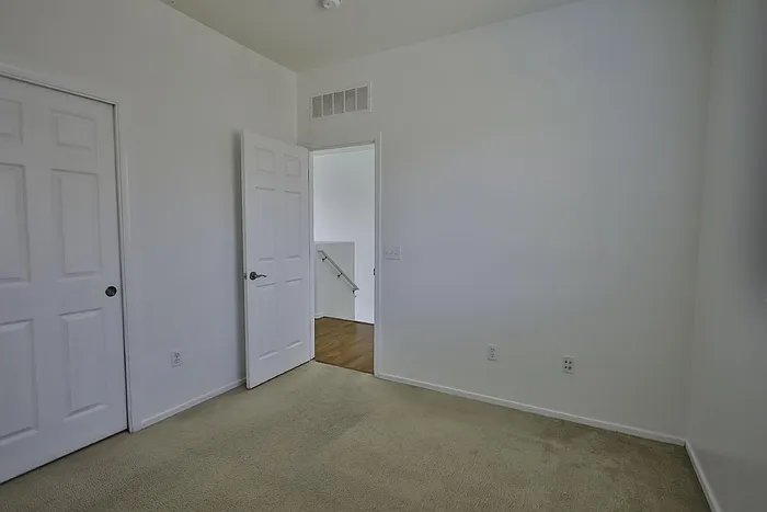 54 W Camino Cuesta Abajo — Photo 34