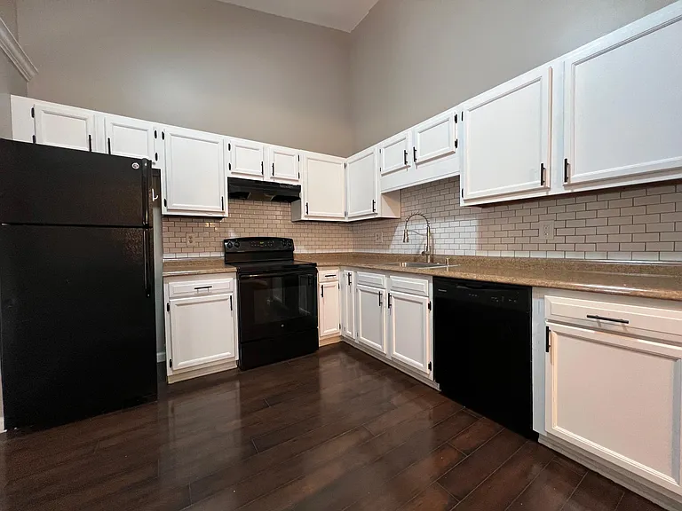 41341 Southwind Dr — Photo 8