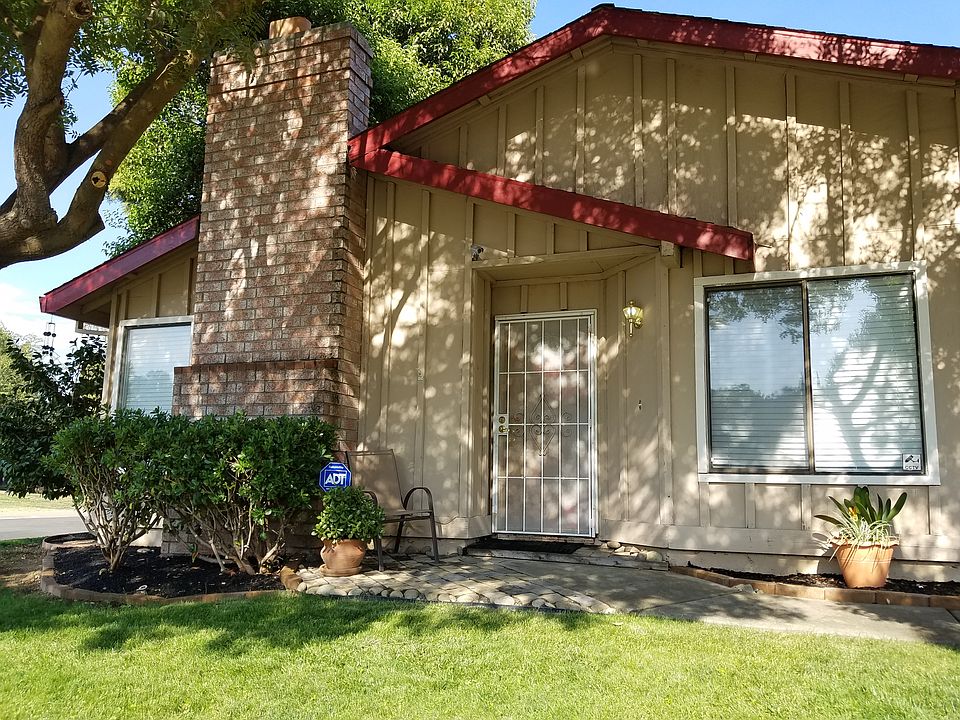 1st image of 2924 Aquino Dr