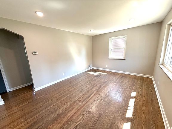 4th image of 4510 Matson Ave