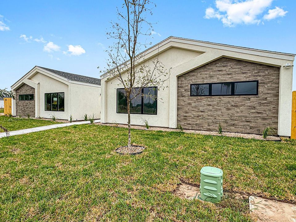 1st image of 2704 Robin Rd #1