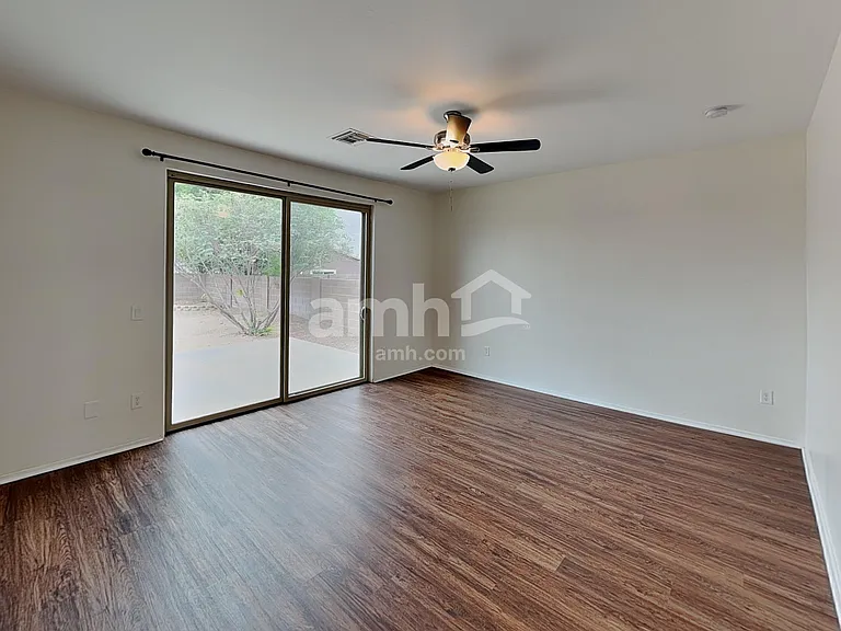 12659 N Maize Dr — Photo 8