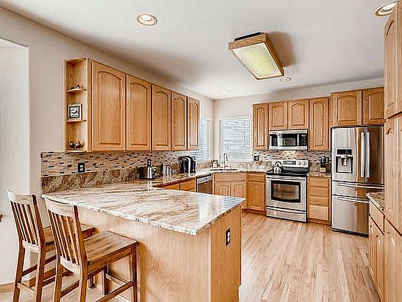 5th image of 2503 Pheasant Dr