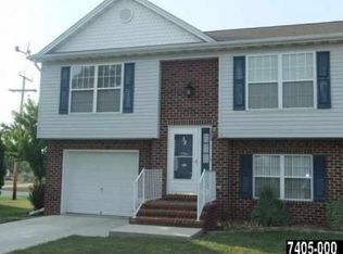38 Squire Cir, McSherrystown, PA 17344