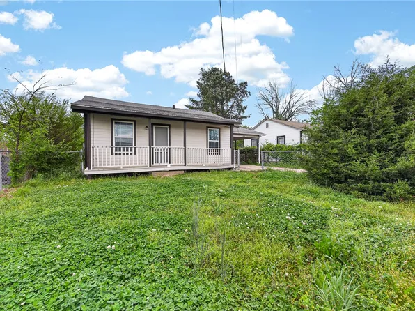 406 W Olrich St, Rogers, AR 72756