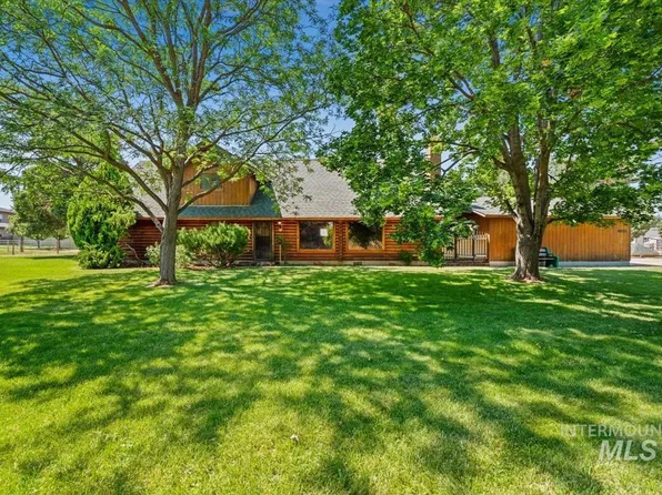 8855 W Tarp Dr, Boise, ID 83709