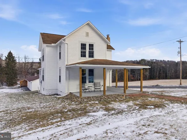 1765 Cooper Ave, Grassflat, PA 16839