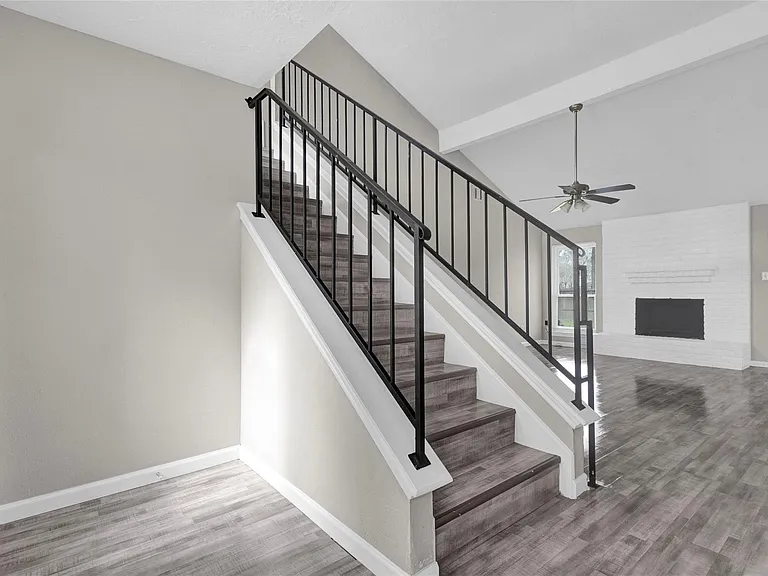 2055 Little Cedar Dr — Photo 7