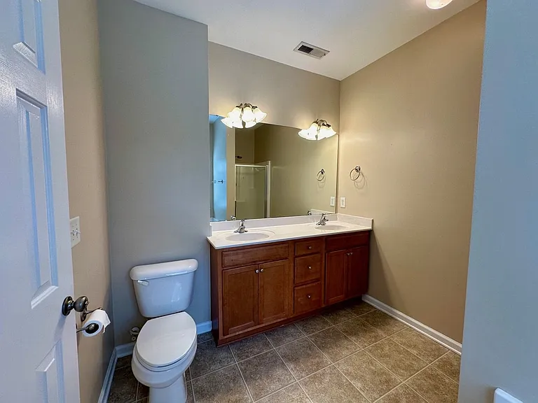 219 Highwoods Plantation Ave — Photo 14