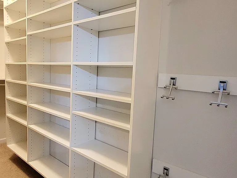 1300 Crown Point Pl — Photo 20