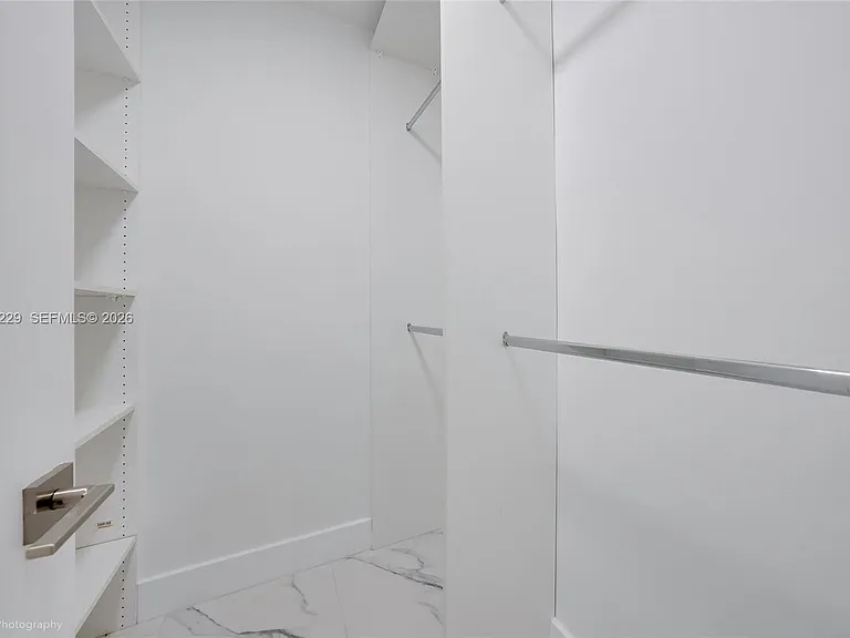 52 Camden Dr — Photo 26