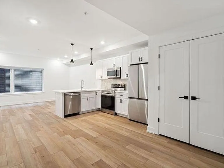 903 Leland St #605 — Photo 7